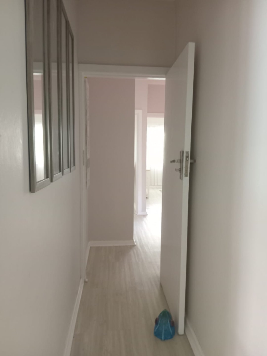 6 Bedroom Property for Sale in Gonubie Eastern Cape